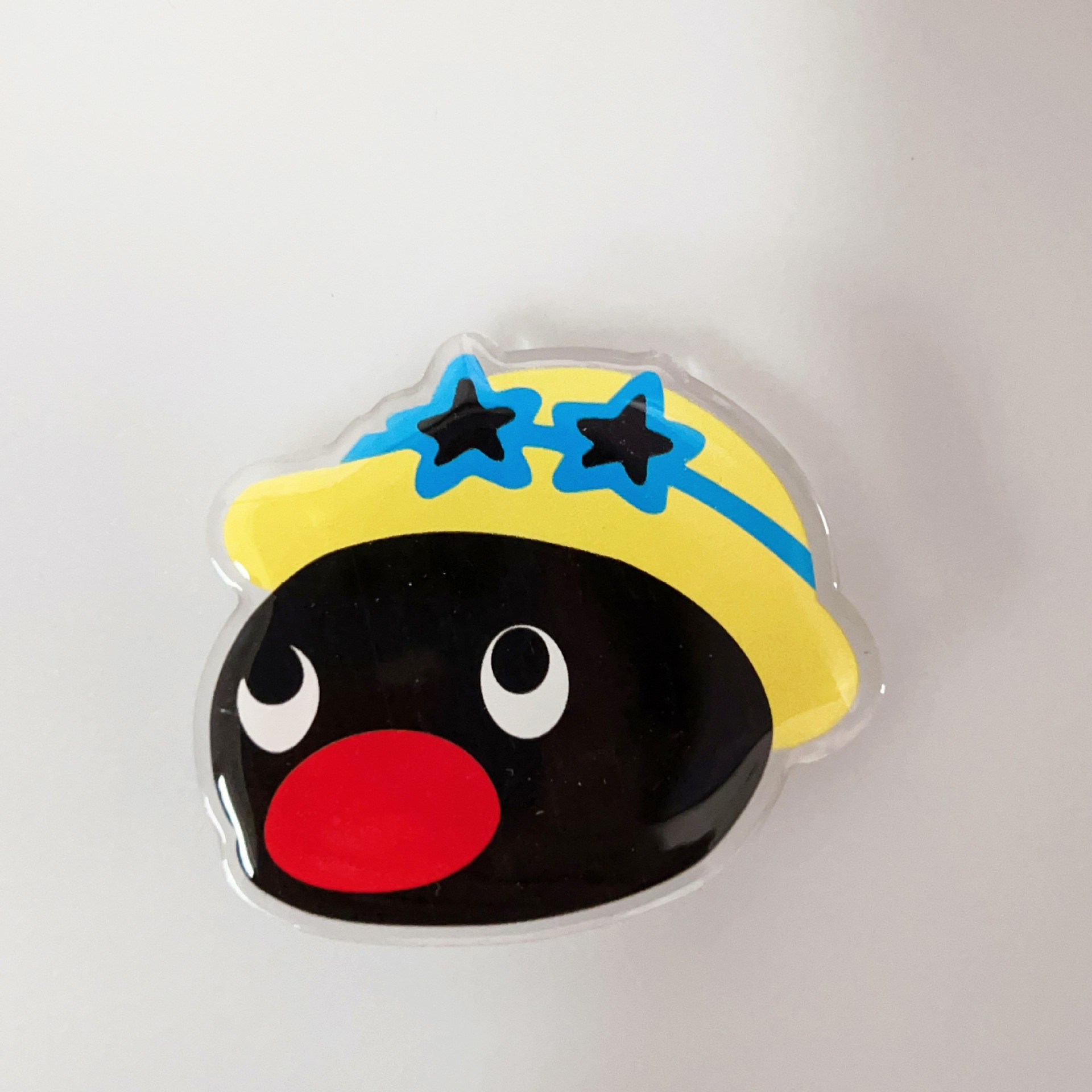 Pingu Penguin Phone Airbag Stand Fun Magnetic Telescopic Desktop Acrylic Resin Phone Stand Universal