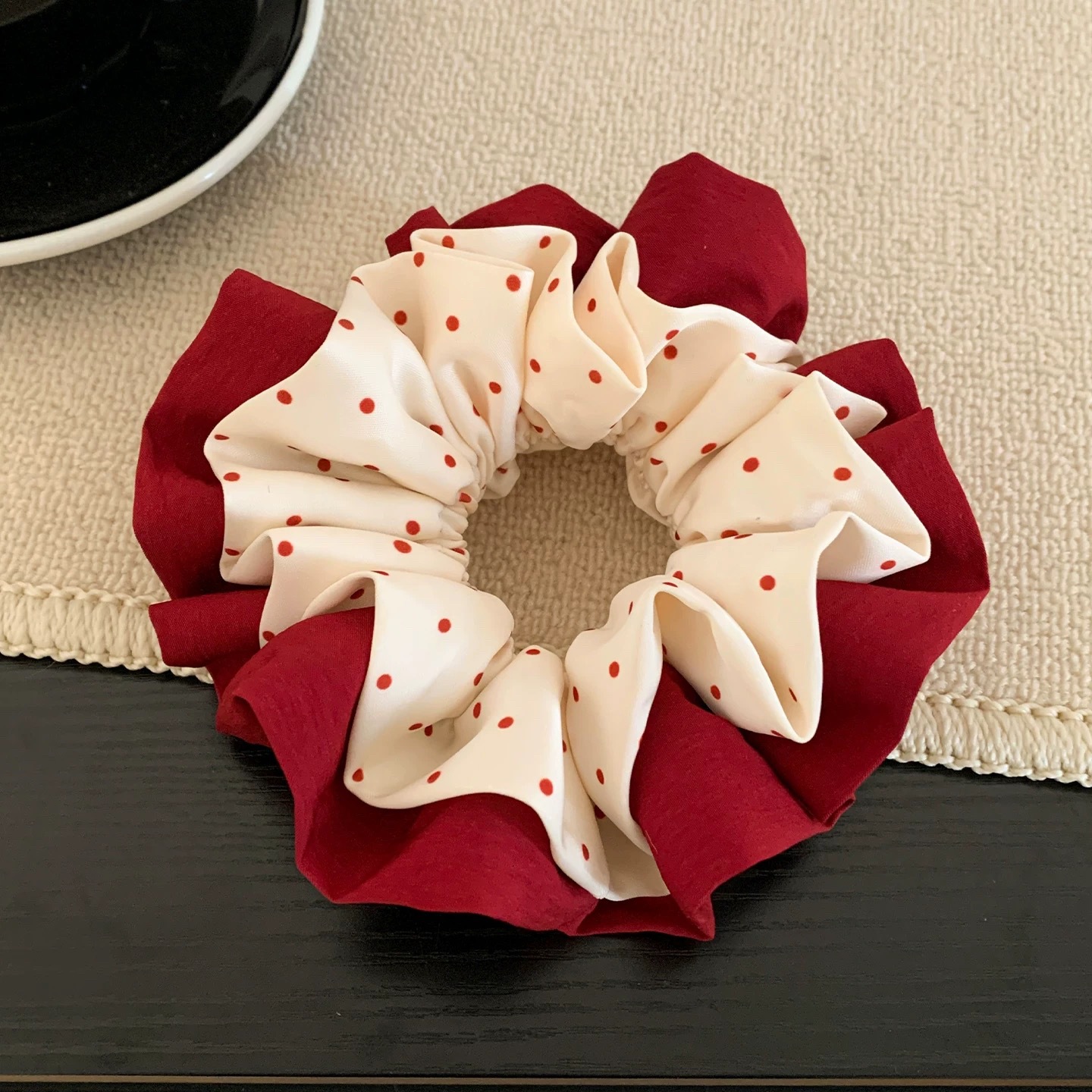 26#红色波点褶皱大肠发圈约16cm