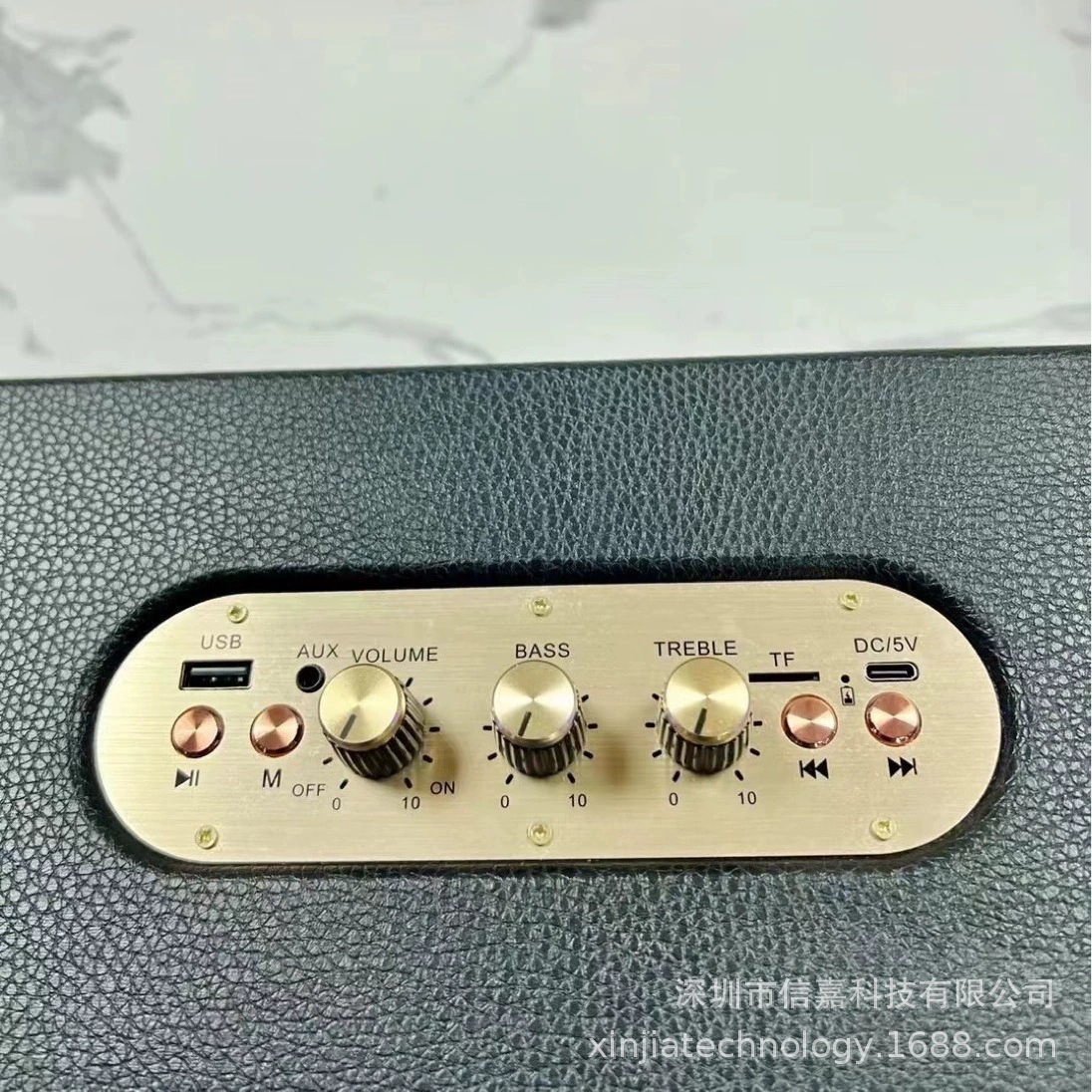 Huaqiangbei Bluetooth speaker M18 subwoofer outdoor portable heavy bass solid wood stereo wireless speaker