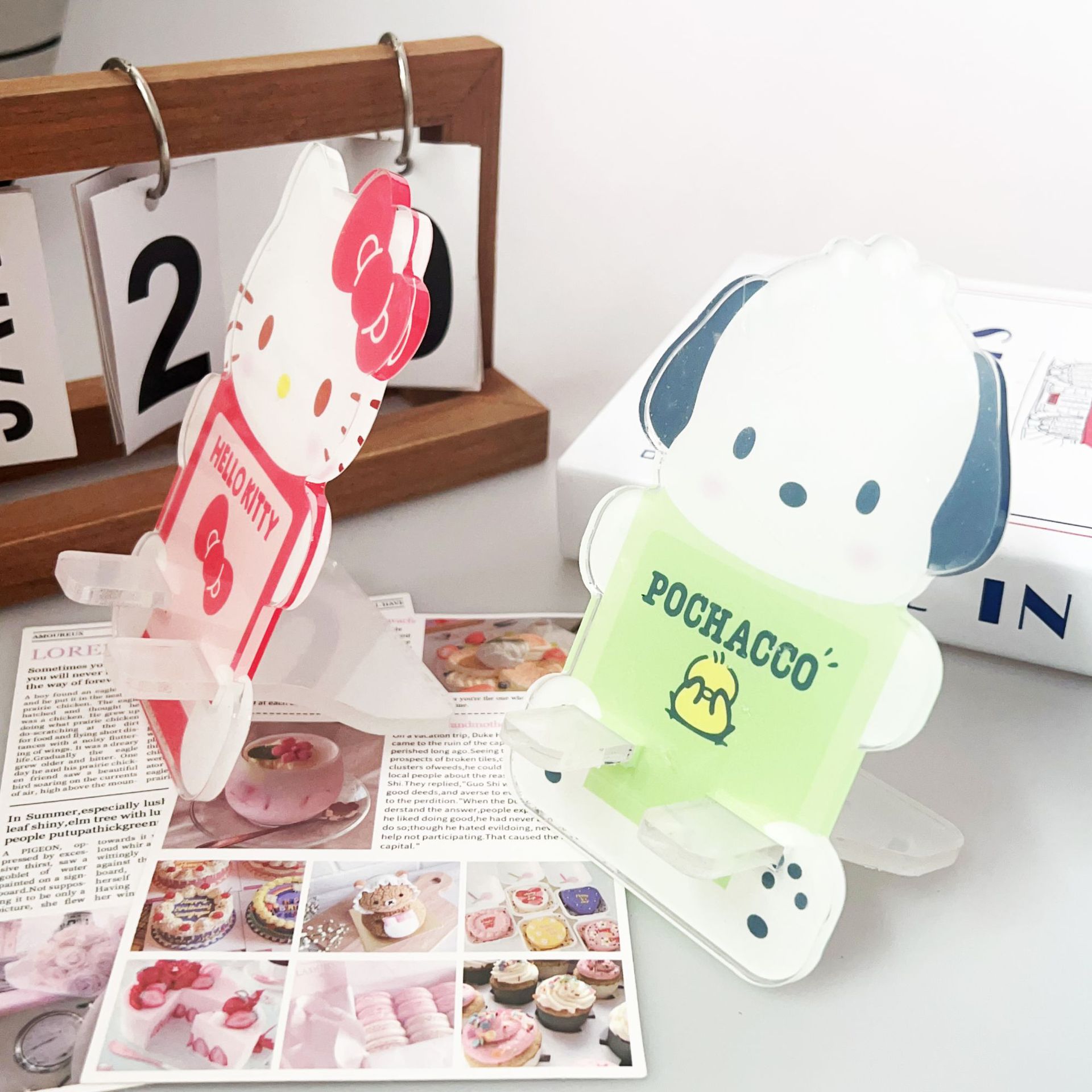 Thickened 5mm Cartoon Desktop Stand Acrylic Kuromi Pochacco Tablet Phone Stand