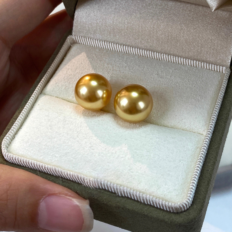 999 silver round round strong light pearl earrings sterling silver stud earrings women South Sea golden pearl no ear hole mosquito coil clip earrings