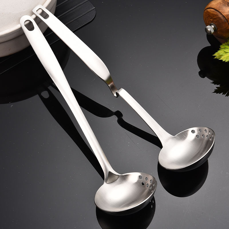 Soup Spoon Stainless Steel Home Serving Soup Hot Pot Hanging Edge Spoon Hot Pot Strainer Kitchen Restaurant Stainless Steel Scoop