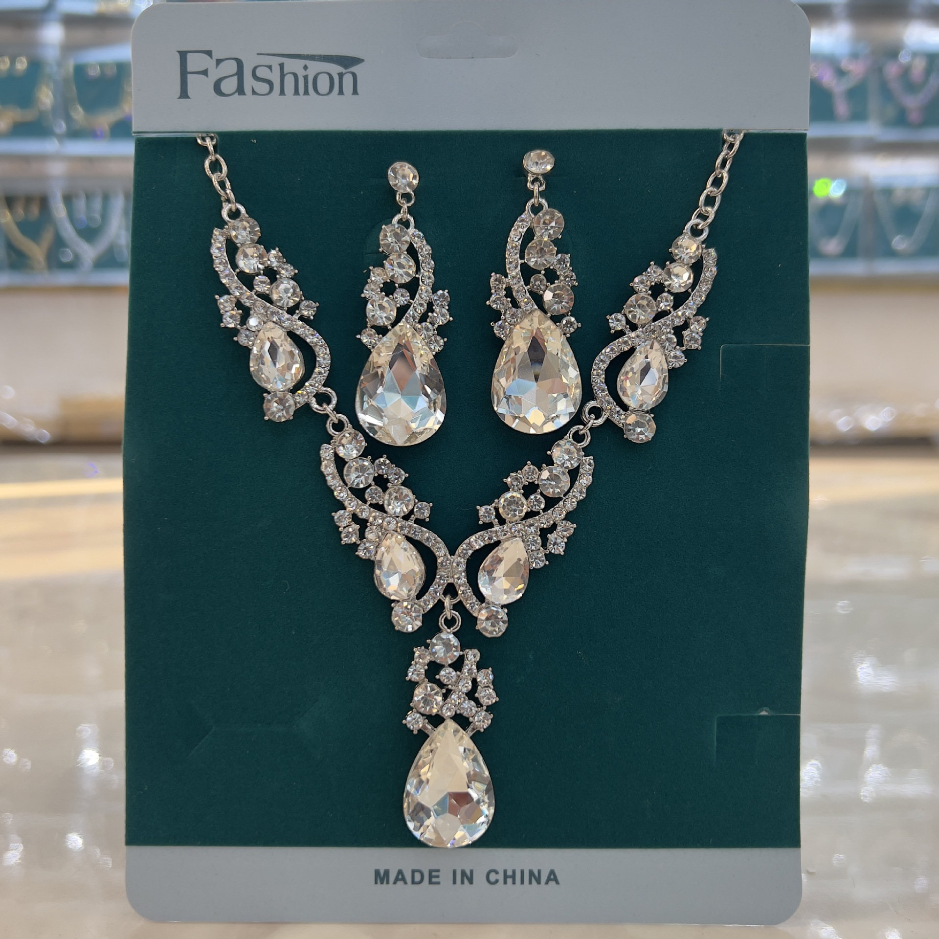 Alloy Rhinestone Set Necklace Earrings Two-Piece Wedding Jewelry Set for Women