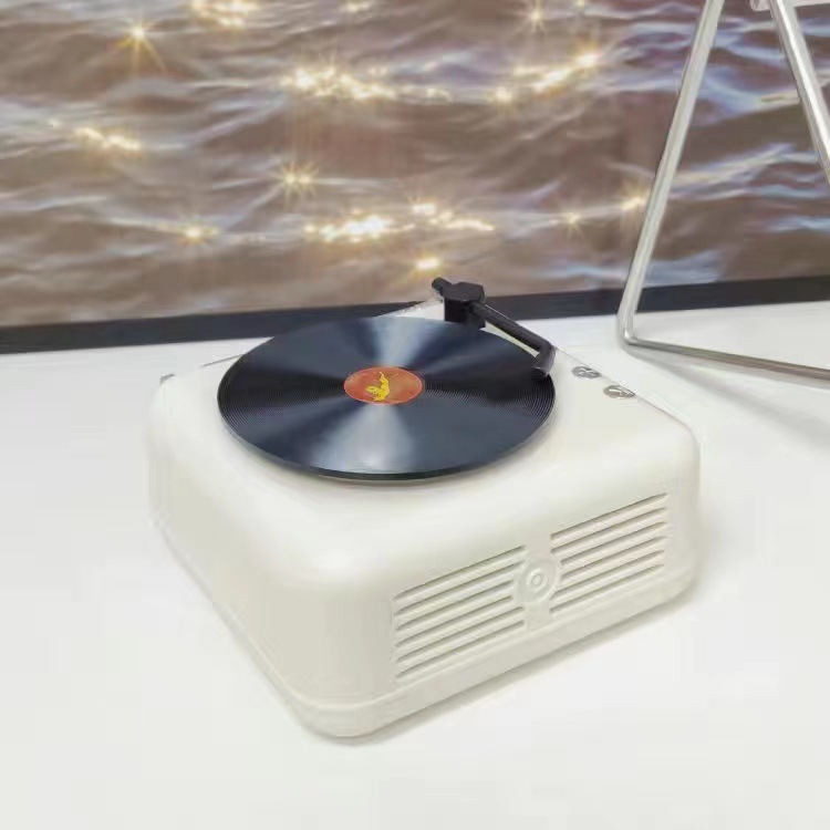 New H3 Bluetooth small speaker computer mini gift record player radio card small audio