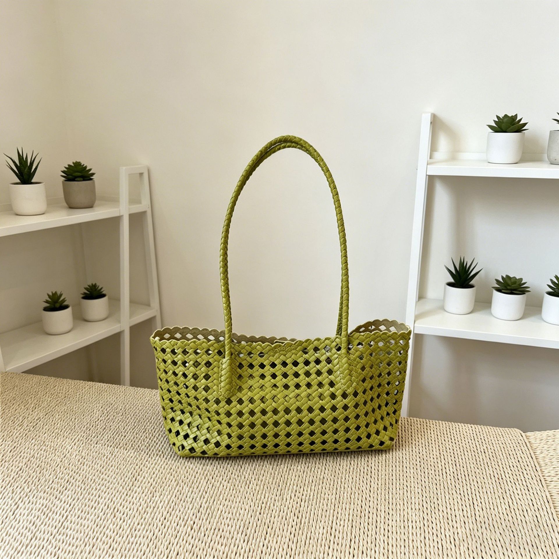 2026 New Vacation Basket Bag Hollow Single Shoulder Underarm Mother-Child Tote Bag Handheld Bag Single