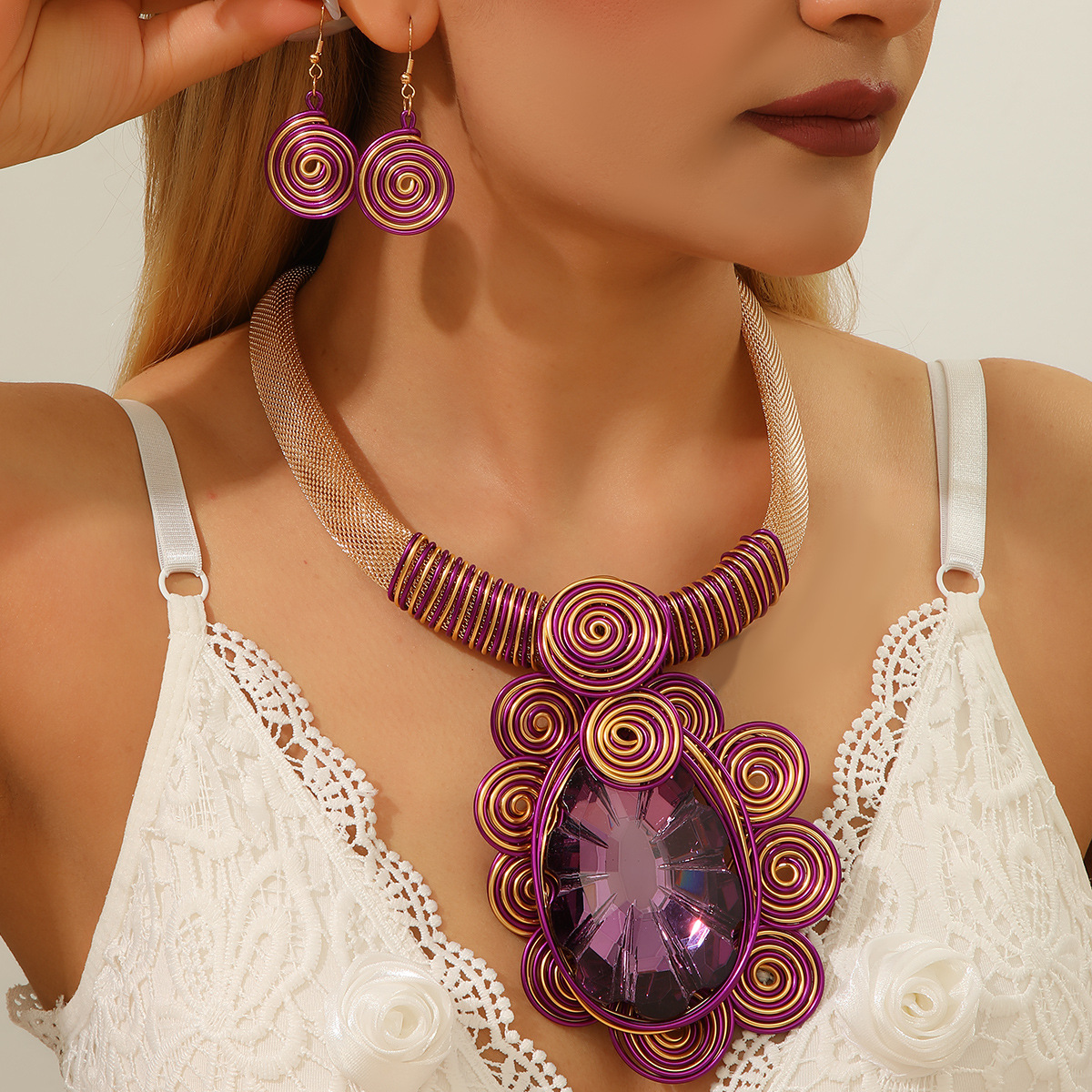 New bohemian exaggerated necklace and earring set banquet accessories necklace