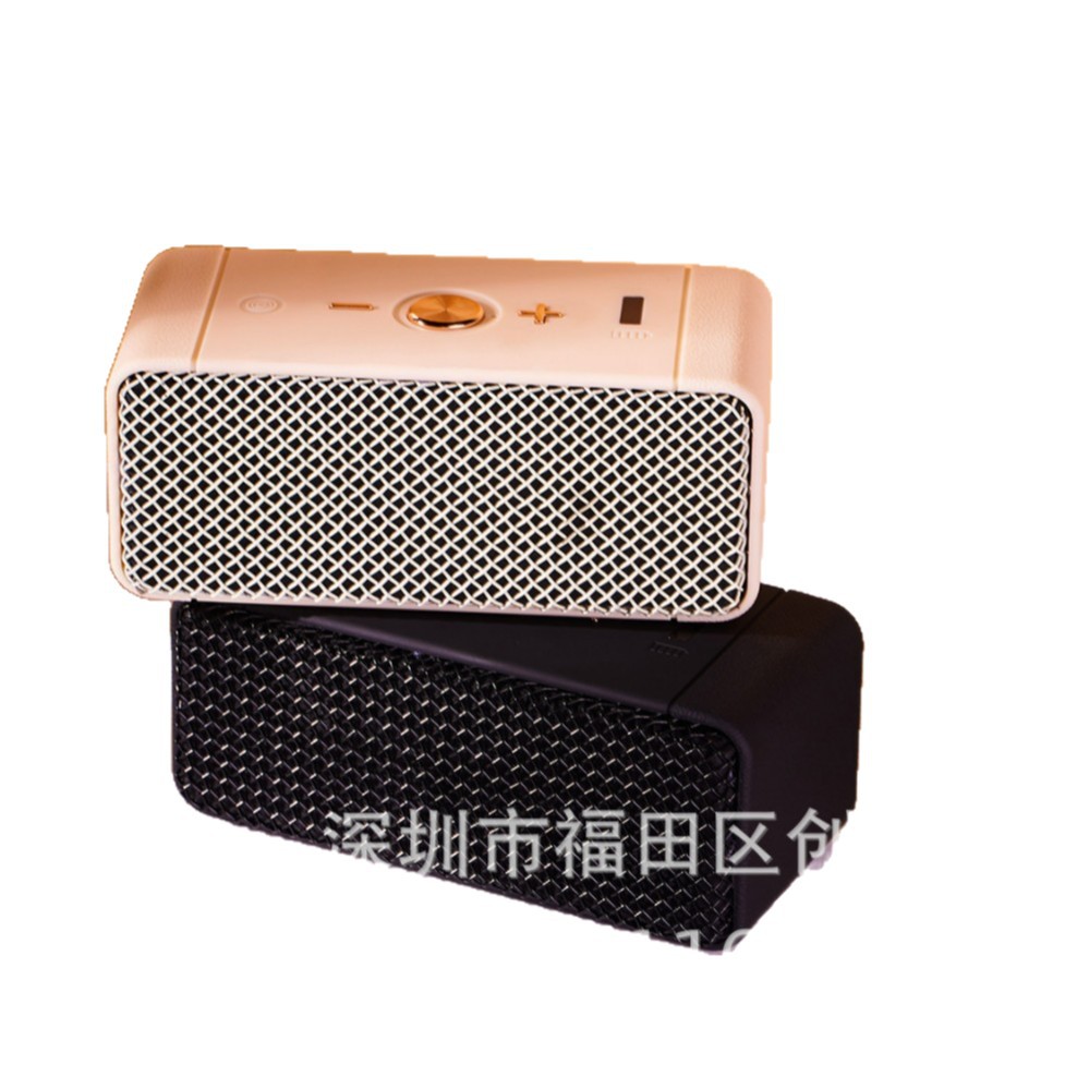 New Long Strip M8 Small Horse Speaker Desktop Cube Wireless Bluetooth Soundbar Heavy Bass Speaker