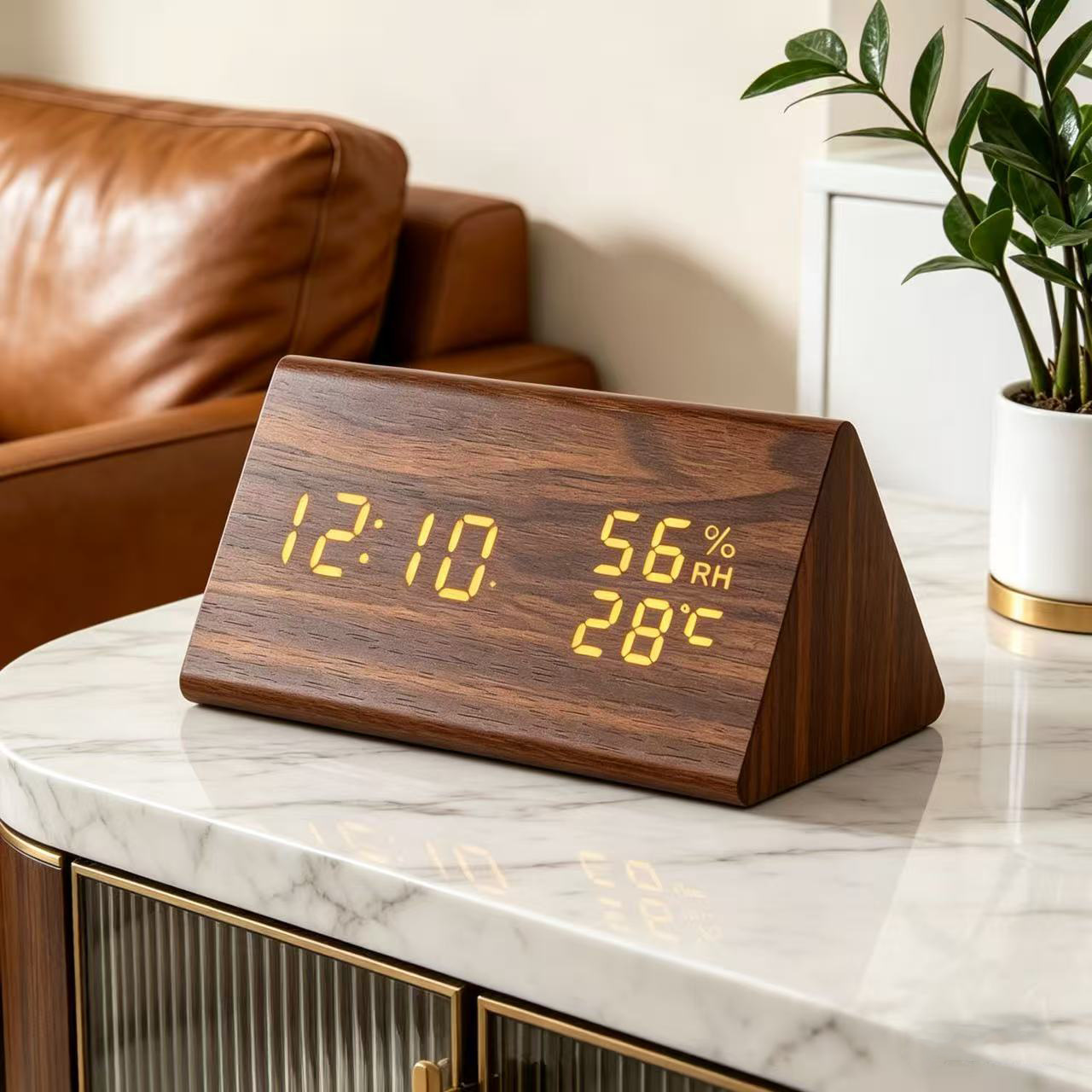 Silent wake-up triangular wooden clock, LED wooden clock, electronic thermometer, desktop digital alarm clock