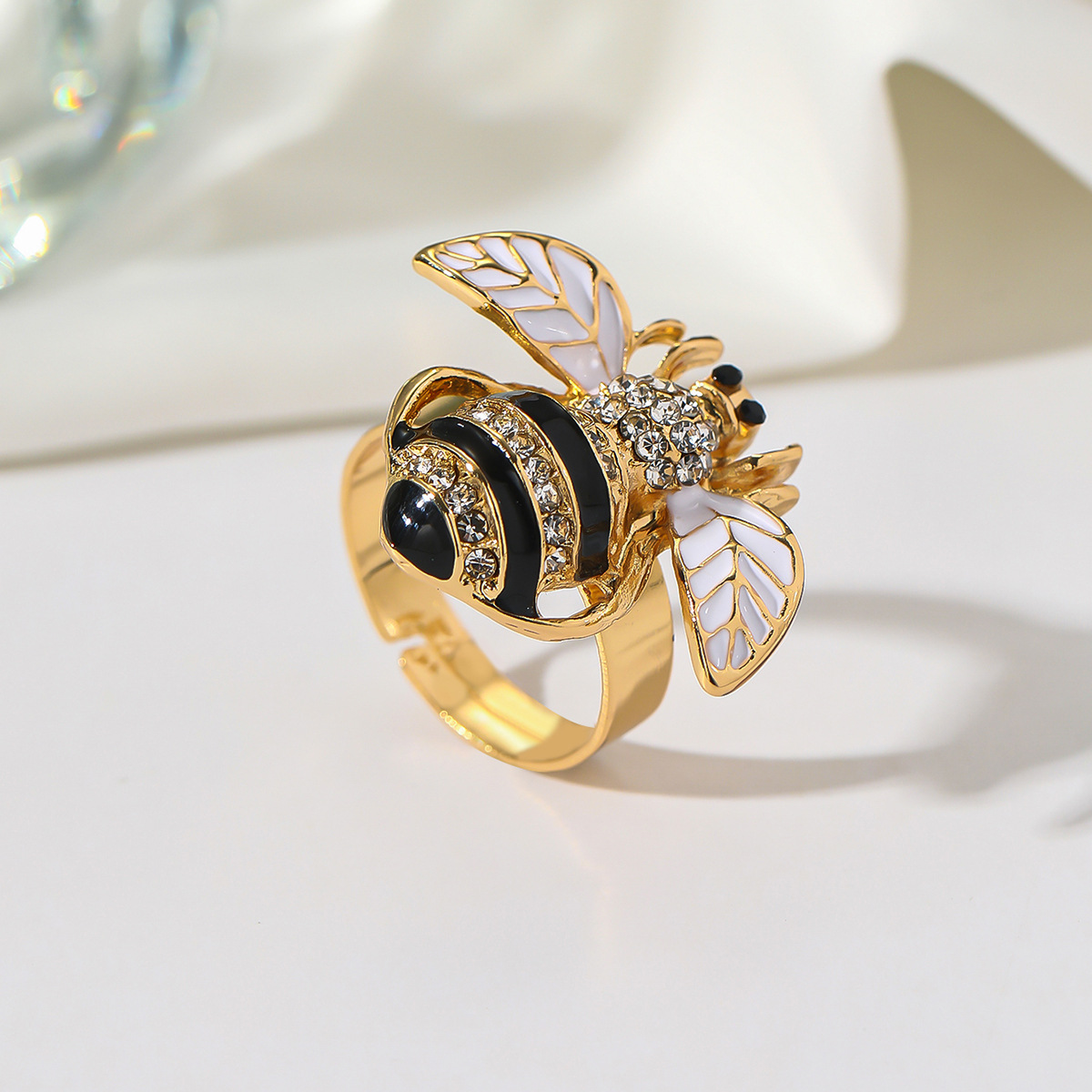 Cute animal metal bee niche exaggerated pearl open ring