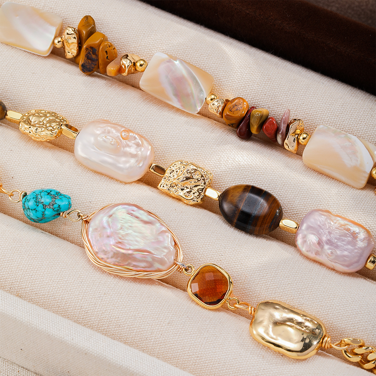 Milad Style Abalone Shell Bracelet Women Autumn Winter Bracelet Women Beaded Pearl Bracelet