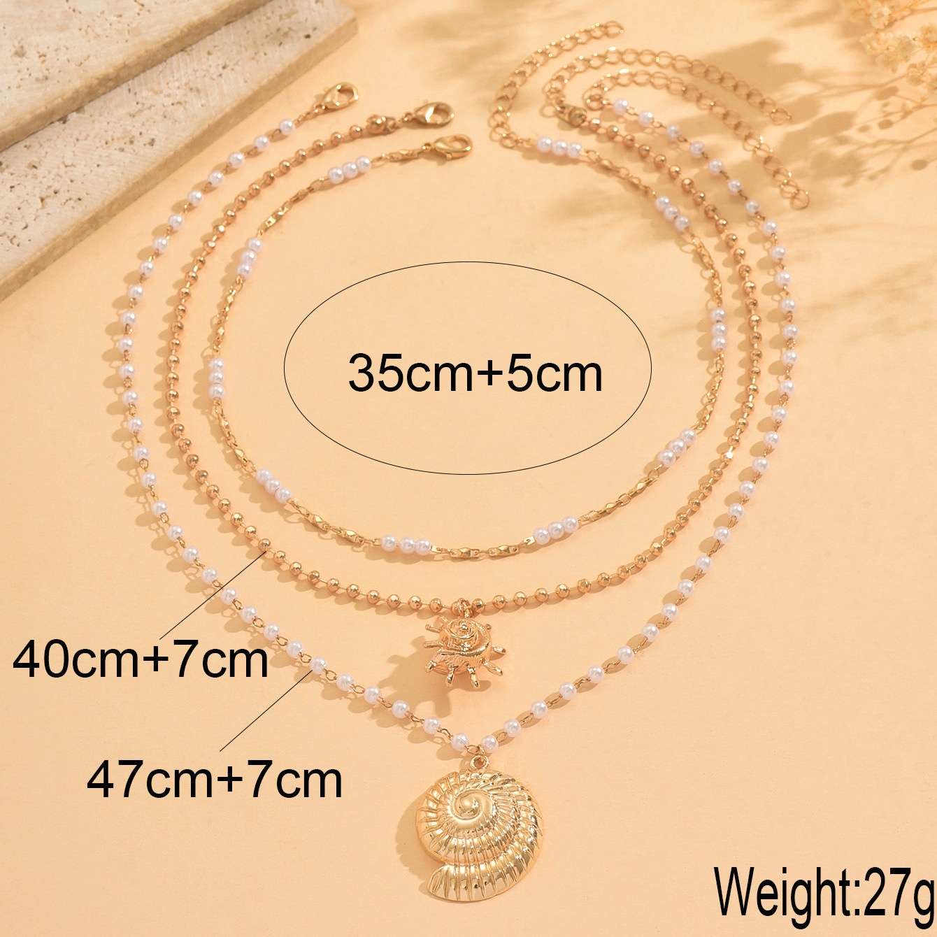 Simple and eco-friendly zinc alloy large conch pendant necklace for women with pearl handmade chain