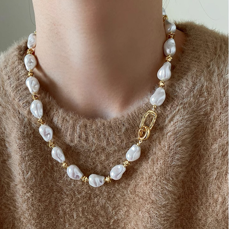 Baroque irregular pearl necklace niche 2025 new collarbone chain