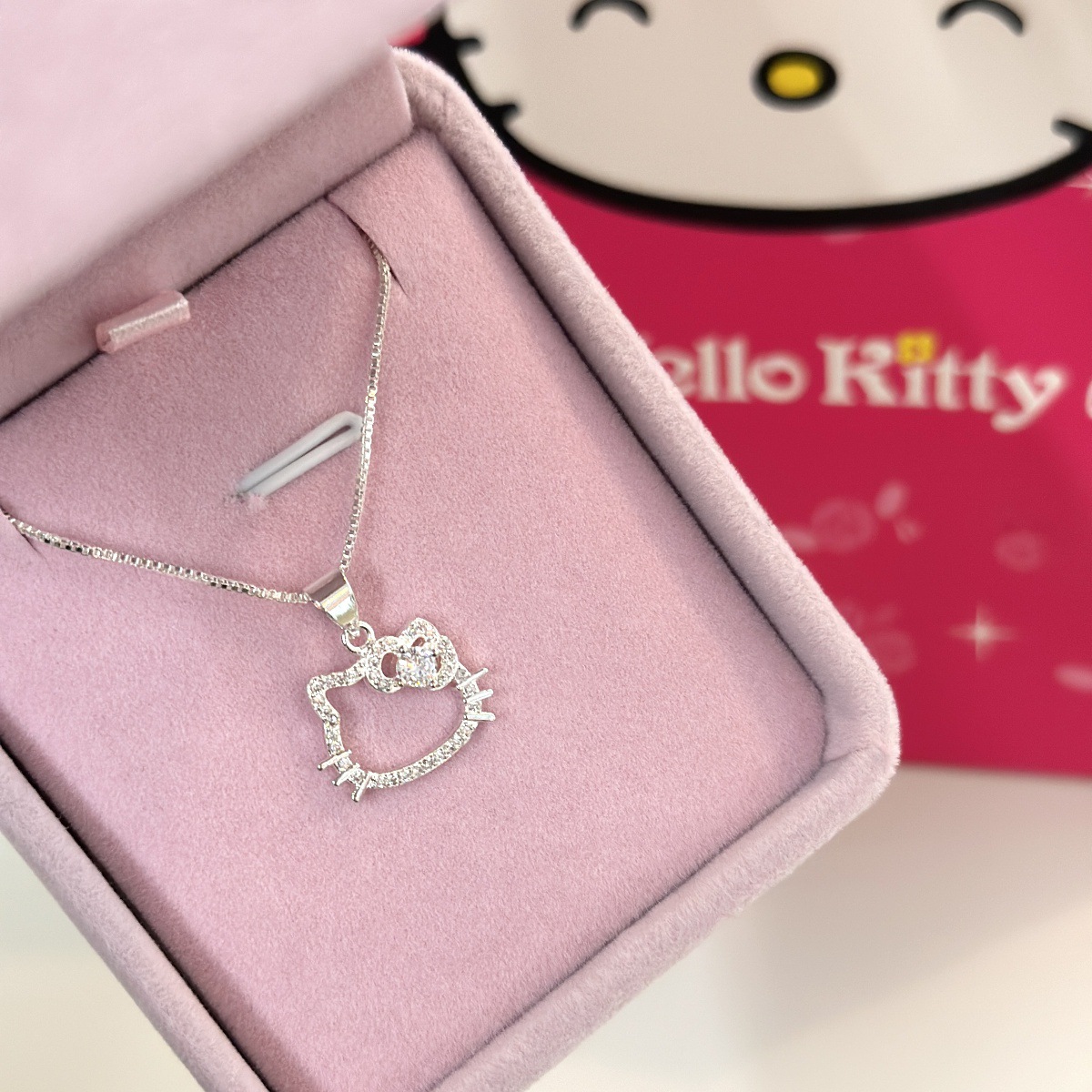HelloKitty pendant necklace for women, silver plated jewelry gift for girlfriend friend birthday