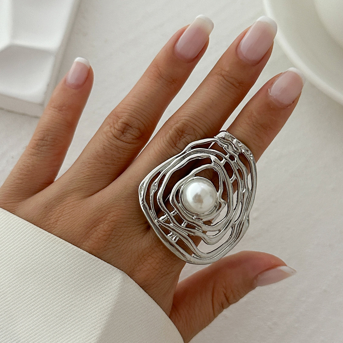 Jewelry irregular hollow wrapped jewelry faux pearl ring niche alloy open
