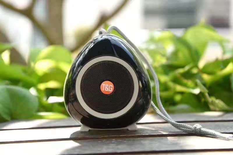 Small Mini Outdoor Portable Handheld Phone Speaker Wireless Bluetooth Subwoofer Audio with Metal Diaphragm